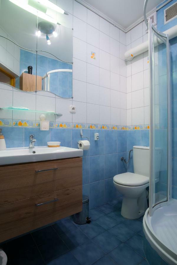 Droga Na Bystre Apartment